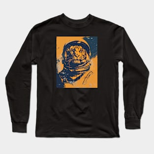 Vintage tiger astronaut portrait Long Sleeve T-Shirt